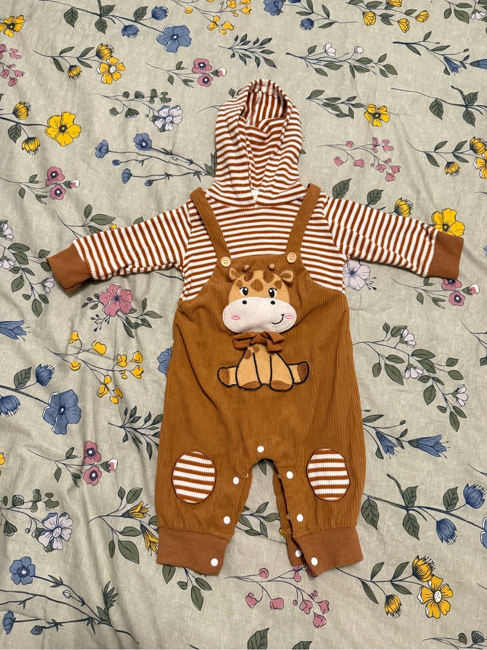 Giraffe Applique Hooded Baby Romper in Rust & Cream Stripes